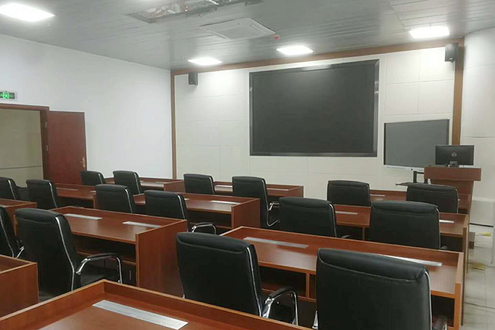 貴州某機(jī)場(chǎng)（液晶升降一體機(jī)）