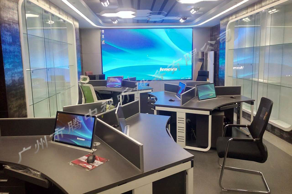 某公安廳（液晶升降一體機(jī)）