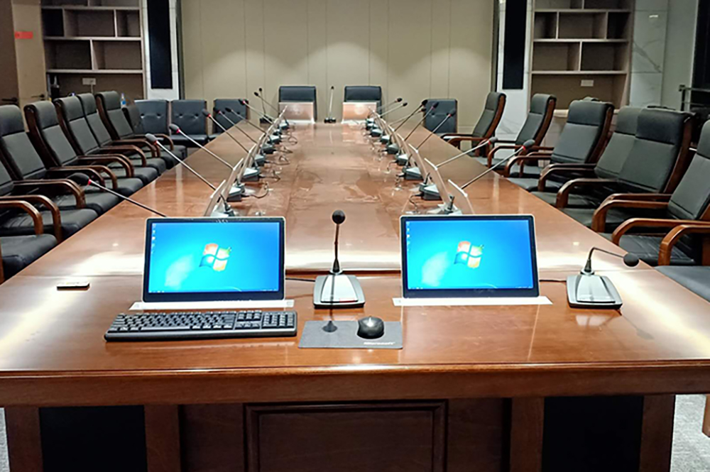 福建某集團(tuán)有限公司（液晶升降一體機(jī)+桌面式話(huà)筒）