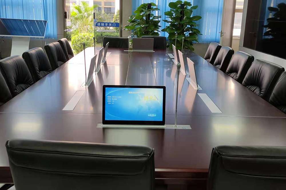 廣東某醫(yī)科大學(xué)醫(yī)院（液晶升降一體機(jī)帶升降式話(huà)筒）